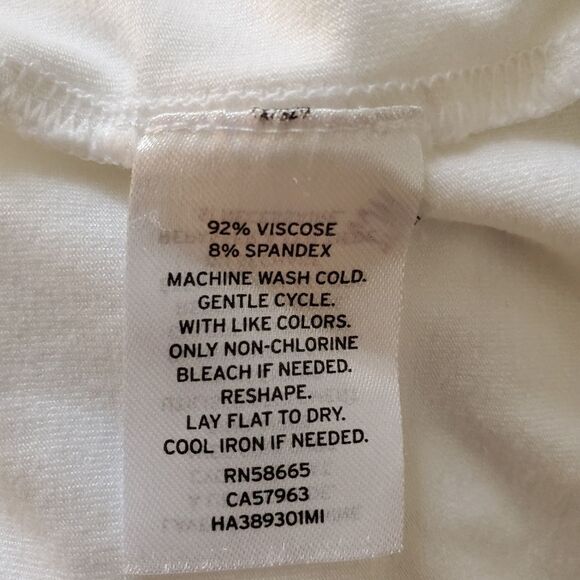 Halogen Scoop Neck Tank Top size Large in White - Picture 11 of 11